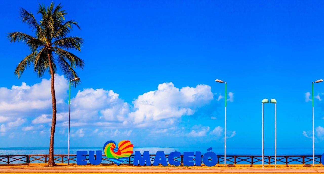 Beira Mar Jatiuca Maceio (Alagoas)